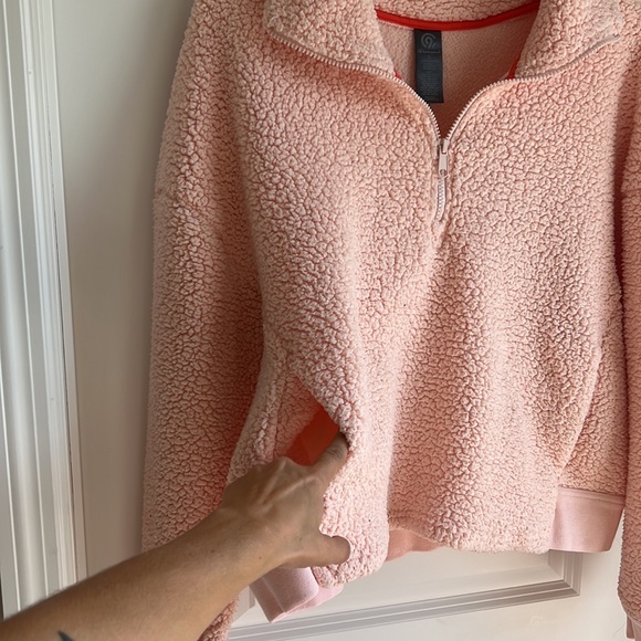 Champion fuzzy pink sweatshirt half zip - Picture 7 of 9